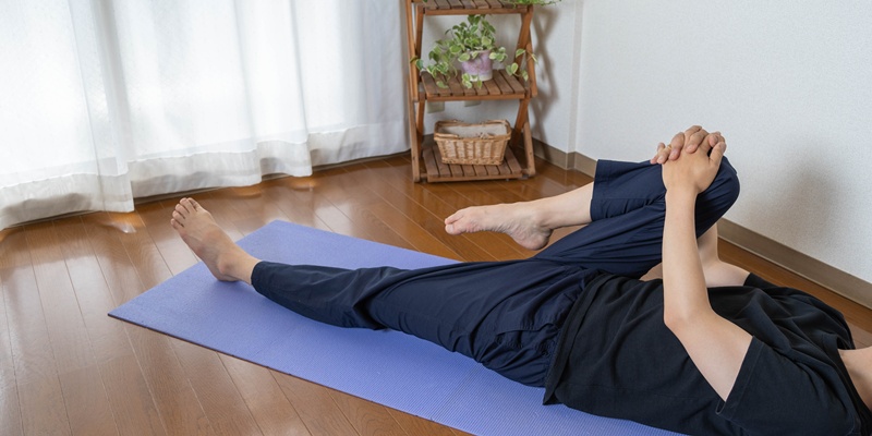 自宅や職場でできる簡単ストレッチ