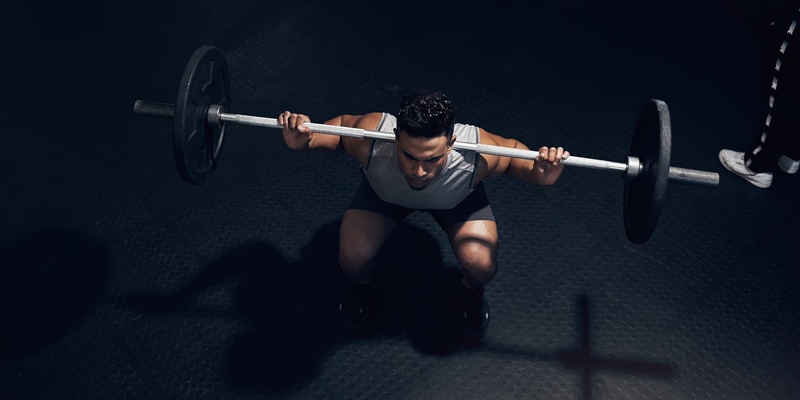 スクワットのフォームで効果最大化