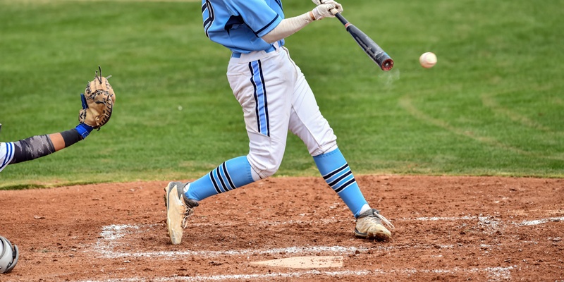 股関節ストレッチで野球の実力を最大化！簡単にできる方法と注意点