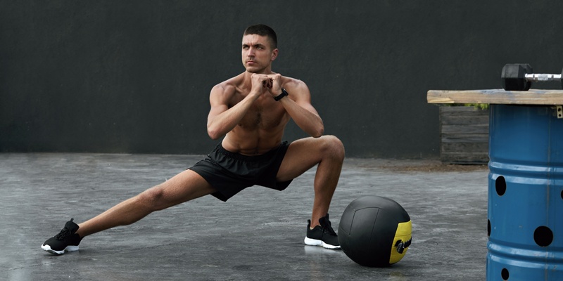 サイドランジとは？どの筋肉に効くのか