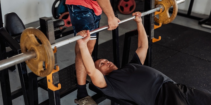 ベンチプレスの正しいフォームとやり方